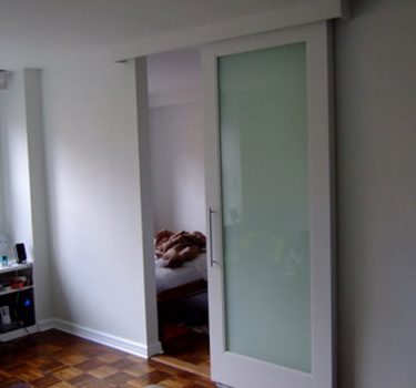 Sliding door 1