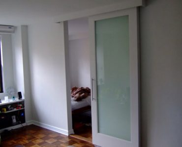 Sliding Door